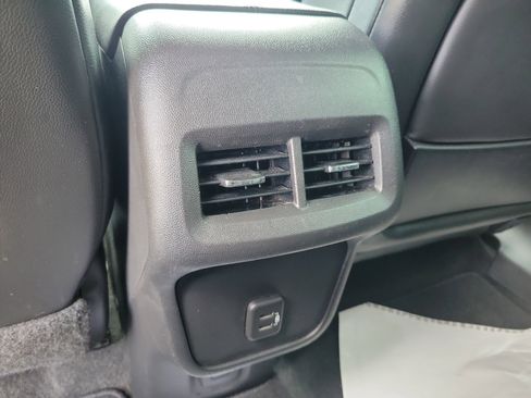 Used 2020 GMC Terrain SLT image 13