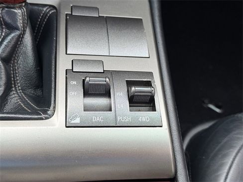 Used 2013 Lexus GX 460 image 18