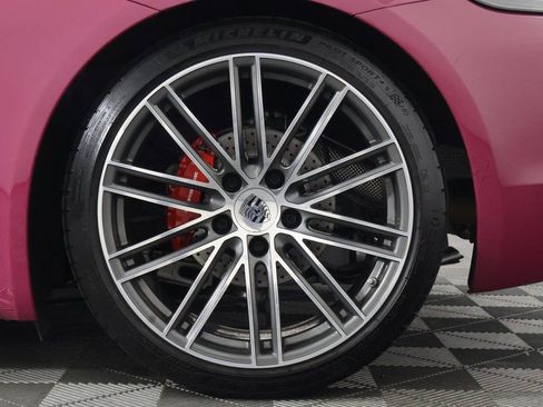 Used 2024 Porsche 718 Boxster S RWD image 15