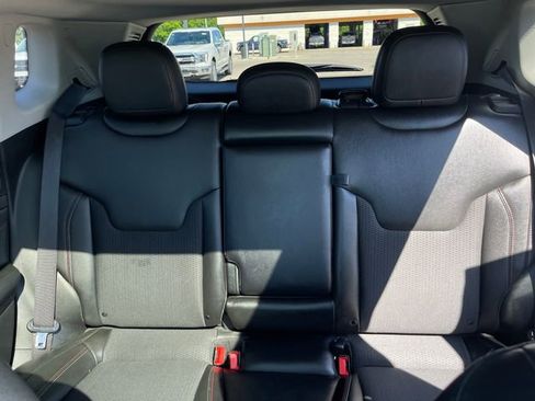 Used 2022 Jeep Compass Trailhawk w/ Sun and Sound Group AWD/4WD image 28