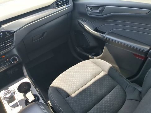 Used 2024 Ford Escape Active AWD/4WD image 19