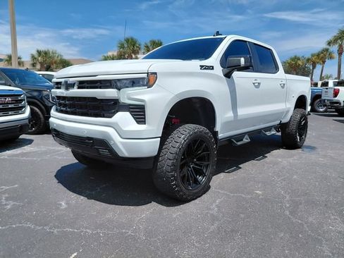 Used 2025 Chevrolet Silverado 1500 RST w/ RST All Star Premium Package AWD/4WD image 5