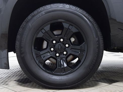 Used 2020 Chevrolet Tahoe LS w/ Enhanced Driver Alert Package image 24