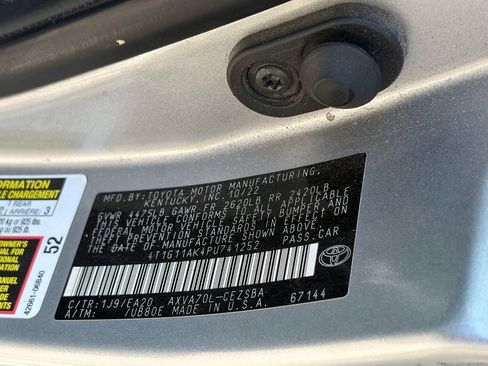 Used 2023 Toyota Camry SE FWD image 13