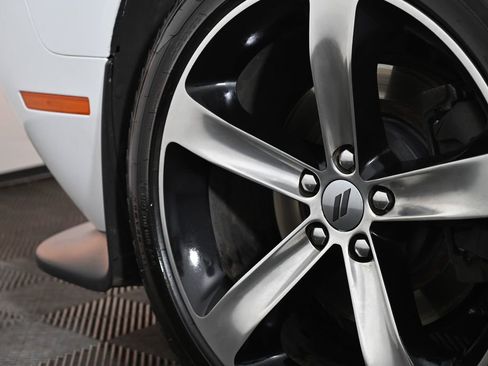 Used 2019 Dodge Challenger R/T w/ Driver Convenience Group image 31