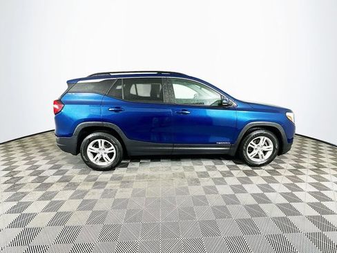 Used 2021 GMC Terrain SLE w/ GMC Pro Grade Package image 12