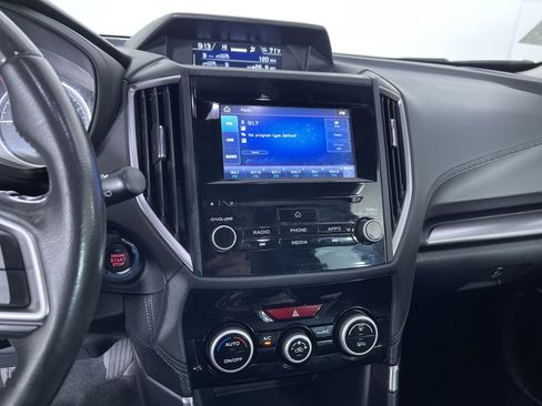 Used 2023 Subaru Forester Premium image 18