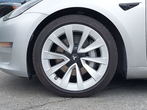 Used 2022 Tesla Model 3 Long Range AWD/4WD image 10
