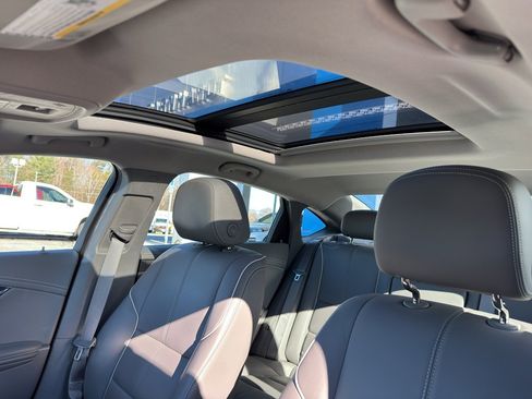 Used 2015 Chevrolet Impala LTZ image 15