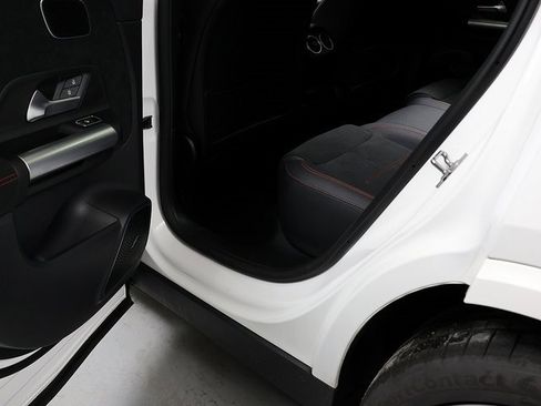 Certified 2025 Mercedes-Benz GLA 35 AMG 4MATIC image 29