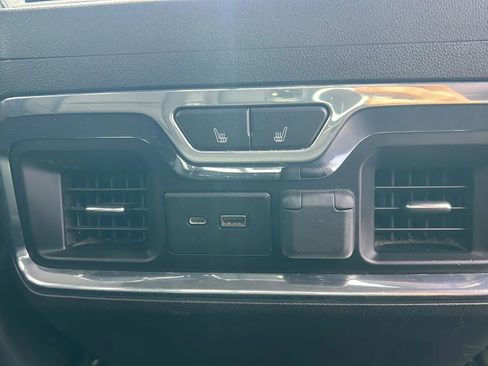 Used 2019 GMC Sierra 1500 Denali w/ Denali Ultimate Package AWD/4WD image 7