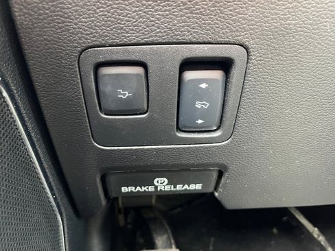 Used 2018 Ford F250 Lariat w/ Lariat Ultimate Package AWD/4WD image 20