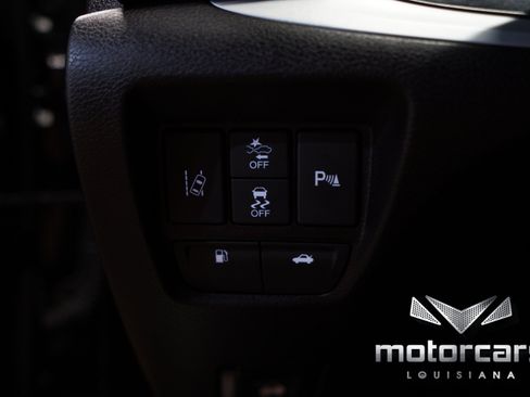 Used 2018 Acura TLX V6 w/ Technology Package FWD image 36