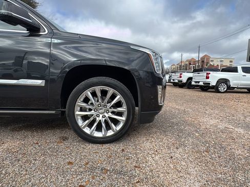 Used 2019 Cadillac Escalade ESV Premium Luxury image 22