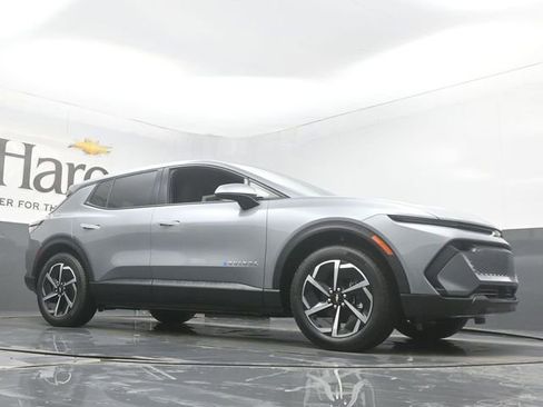 New 2026 Chevrolet Equinox EV LT w/ Comfort Package image 2