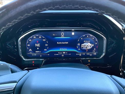 Used 2023 Chevrolet Silverado 1500 High Country w/ High Country Premium Package image 17