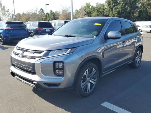 Used 2020 Mitsubishi Outlander Sport SE image 3