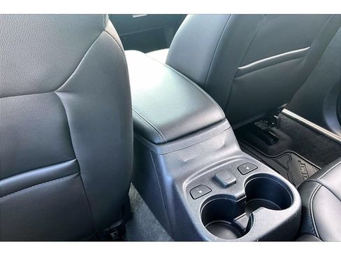 Used 2017 Chevrolet Volt Premier w/ Driver Confidence Package FWD image 10