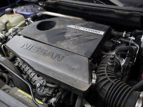 Used 2021 Nissan Rogue SV image 9