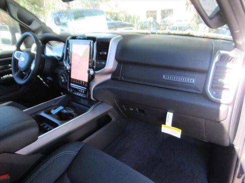 New 2026 RAM 1500 Big Horn AWD/4WD image 13
