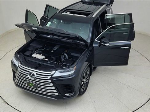 Used 2024 Lexus LX 600 4WD w/ Luxury Package image 88