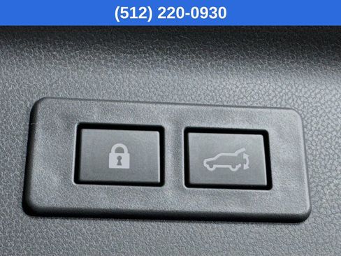 Used 2025 Subaru Forester Premium image 33