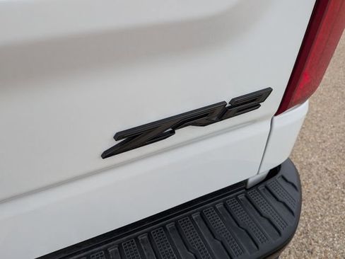 New 2026 Chevrolet Silverado 1500 ZR2 AWD/4WD image 13
