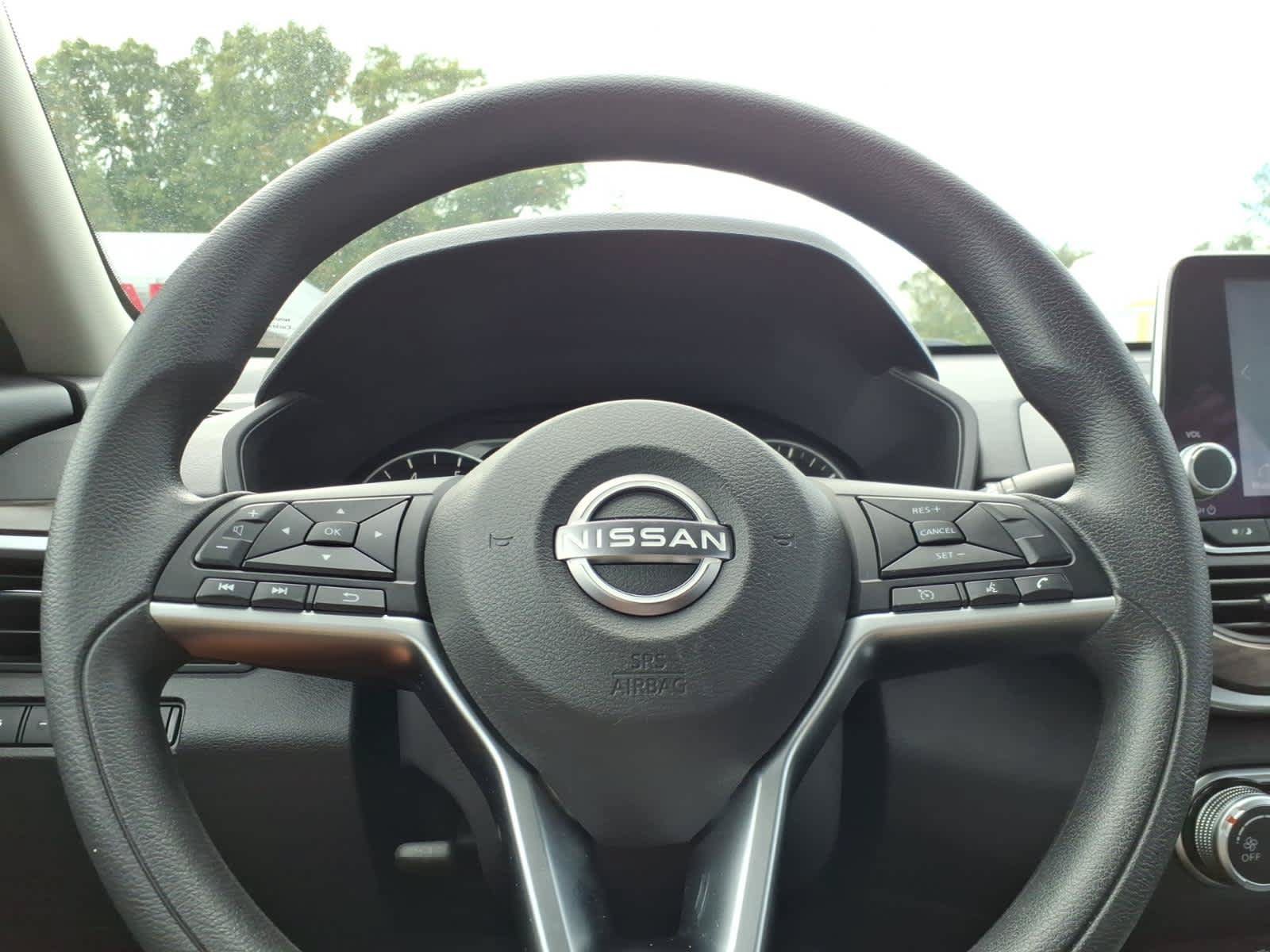 Used 2023 Nissan Altima 2.5 SV AWD/4WD image 21