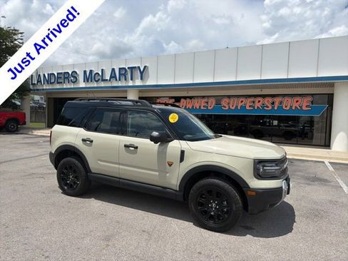 Used 2025 Ford Bronco Sport Badlands AWD/4WD image 1