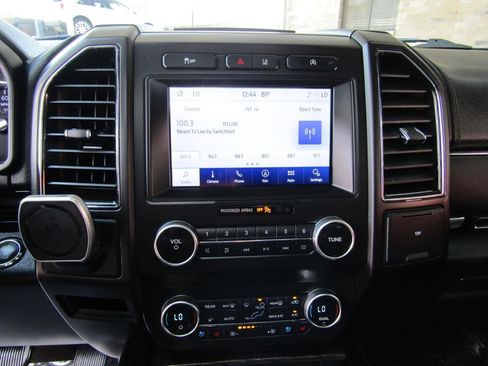 Used 2020 Ford Expedition Max Limited RWD image 18