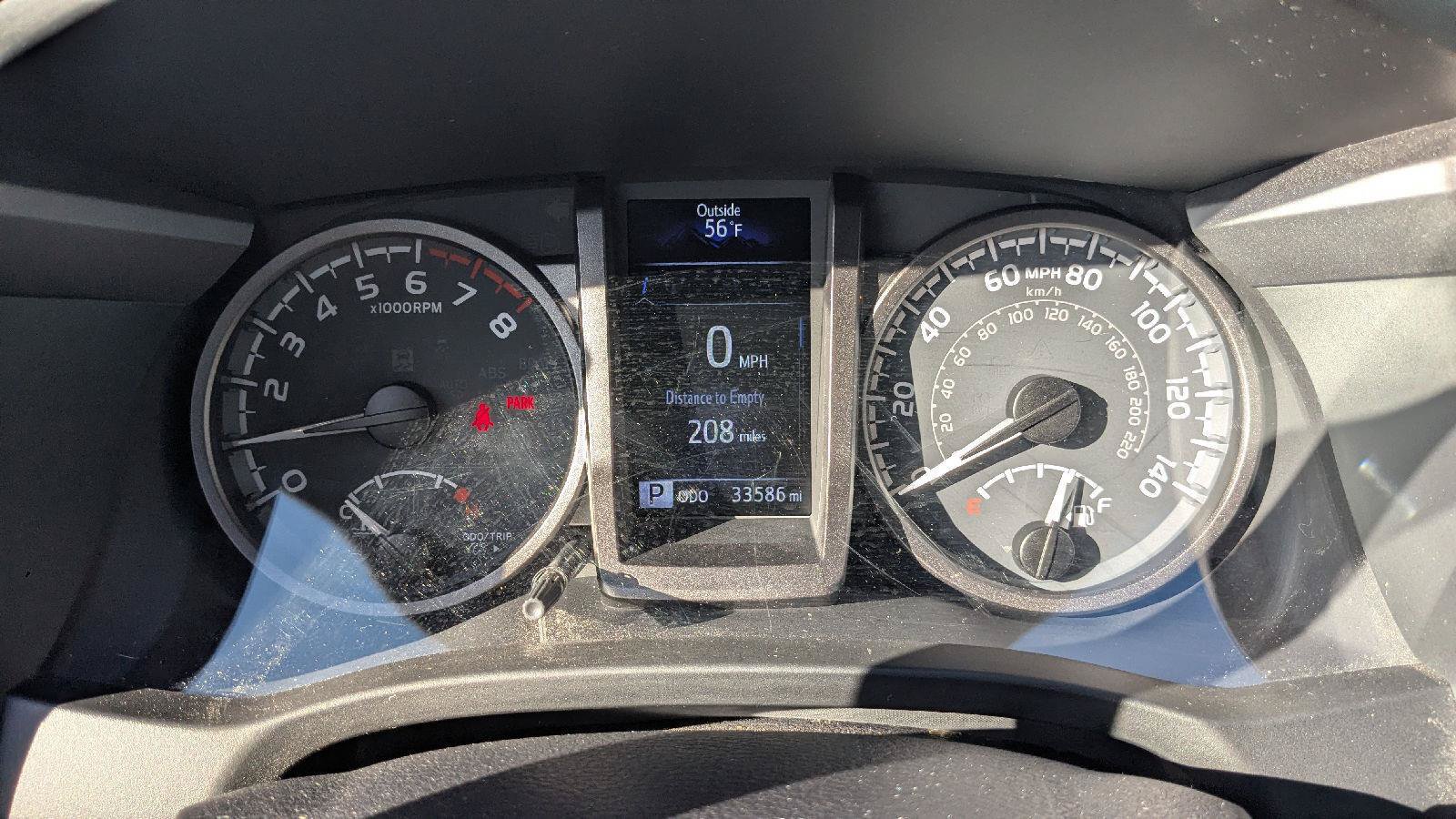 Used 2021 Toyota Tacoma TRD Sport w/ TRD Premium Sport Package AWD/4WD image 15