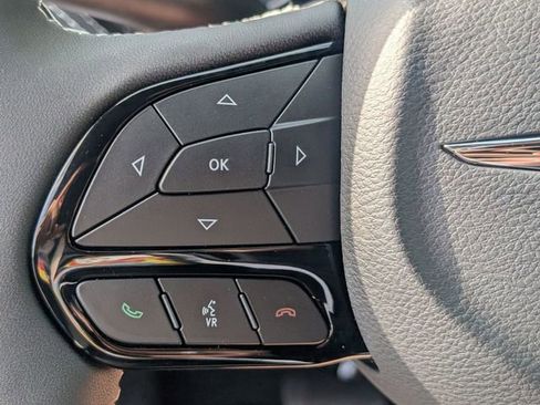 New 2026 Chrysler Pacifica Select FWD image 15