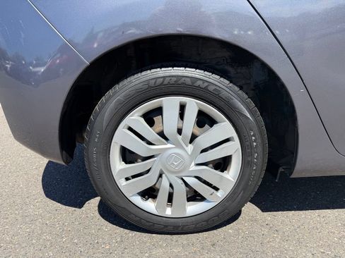 Used 2015 Honda Fit LX image 9