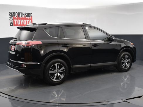 Used 2016 Toyota RAV4 XLE image 4