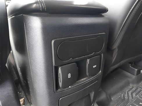 Used 2023 Ford Explorer XLT w/ Equipment Group 202A image 24