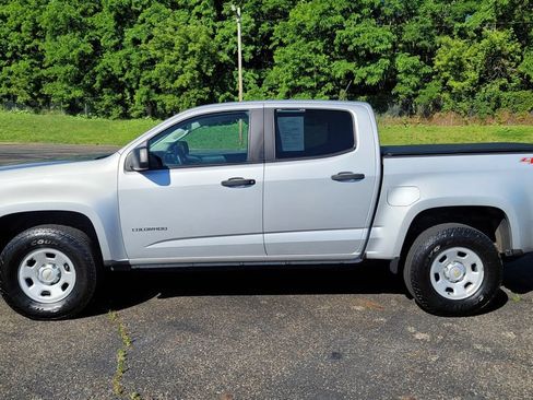 Used 2020 Chevrolet Colorado W/T w/ LPO, Premium Interior Package AWD/4WD image 7