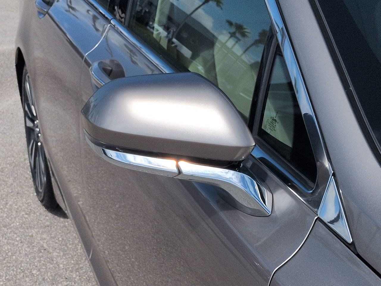Certified 2019 Lincoln MKZ Reserve FWD image 13