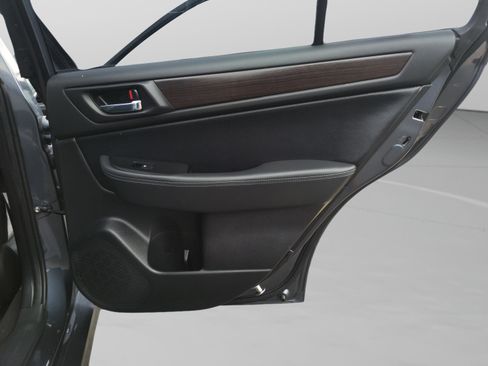 Used 2016 Subaru Legacy 2.5i Limited image 34