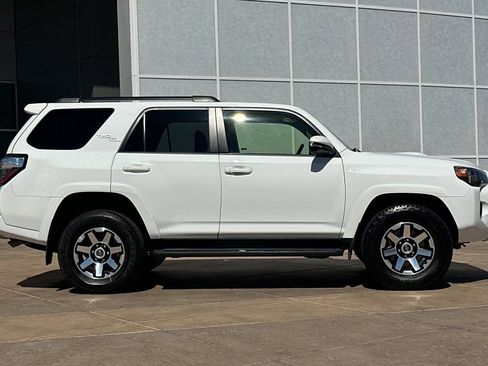 Used 2024 Toyota 4Runner TRD Off-Road Premium AWD/4WD image 3
