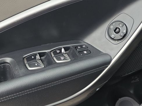 Used 2017 Hyundai Santa Fe Sport AWD/4WD image 28