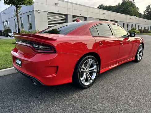 Used 2022 Dodge Charger R/T RWD image 8