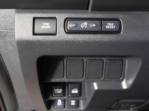 Used 2024 Nissan Frontier PRO-4X w/ Off-Road Protection Package image 28