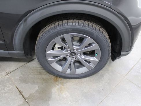 Used 2022 Ford Explorer XLT w/ Equipment Group 202A image 60