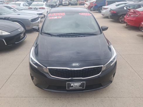 Used 2017 Kia Forte LX w/ LX Popular Package FWD image 3