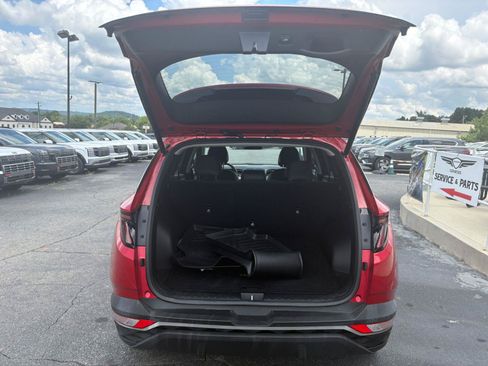 Used 2023 Hyundai Tucson SEL w/ Convenience Package FWD image 9