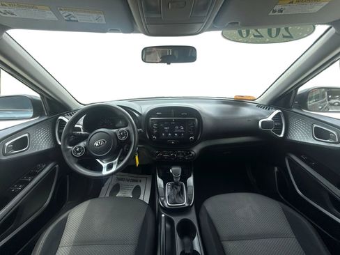Used 2020 Kia Soul LX FWD image 22