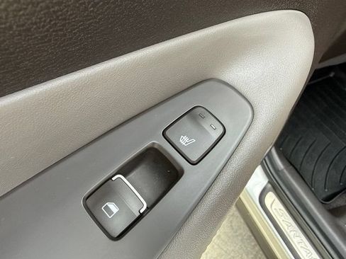 Used 2019 Hyundai Santa Fe AWD image 18
