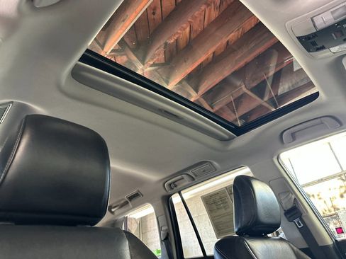 Used 2016 Lexus GX 460 w/ Premium Package AWD/4WD image 19
