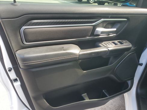 Used 2025 RAM 1500 Big Horn AWD/4WD image 11