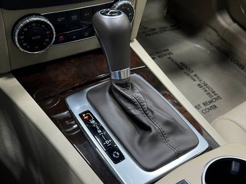 Used 2013 Mercedes-Benz C 300 4MATIC Sedan image 30